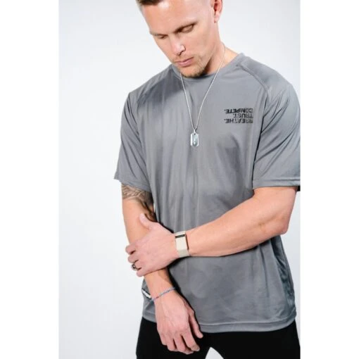 Guardian Baseball Brandon Guyer Mindset Performance Line Breathe Trust Compete, Breathable Workout Shirt (Charcoal) -Deals Baseball Store dsc3127